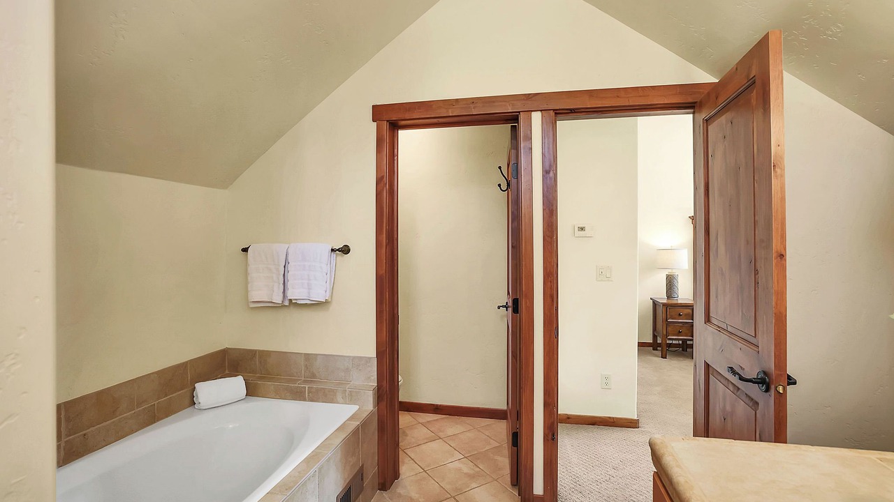 Photo of Bathroom in Tamarack Resort