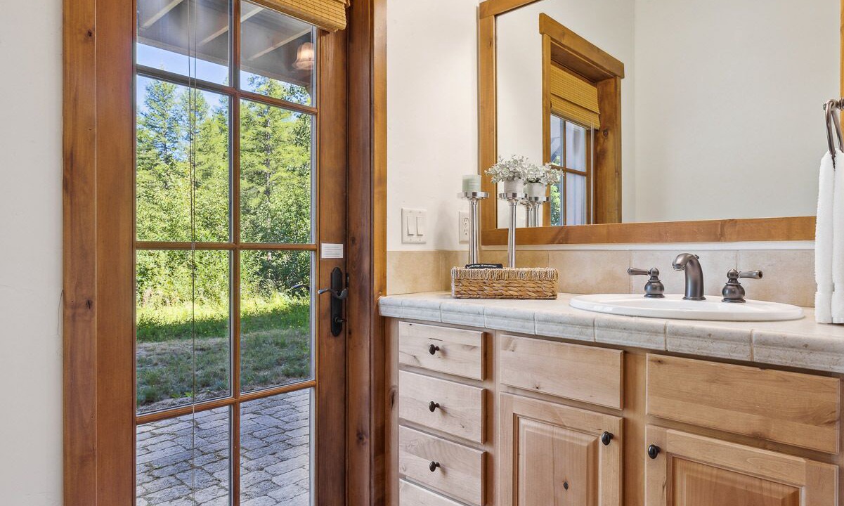 Photo of Bathroom in Tamarack Resort