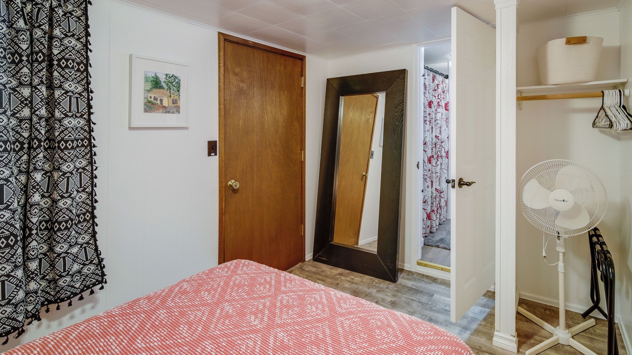 Photo of Bedroom in Newport