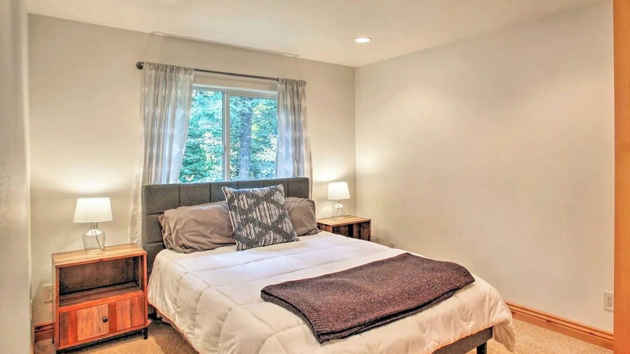 Photo of Bedroom in Clarksville