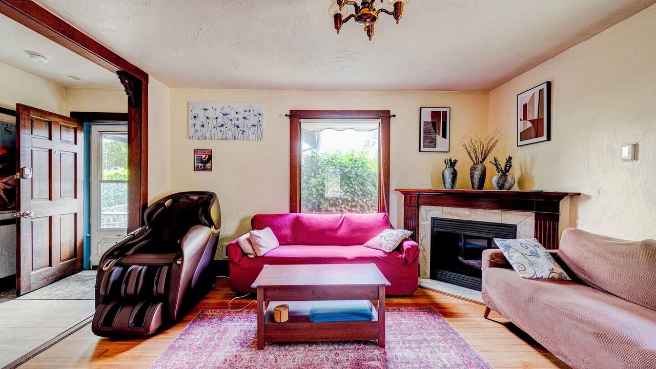 Photo of Livingroom in West End