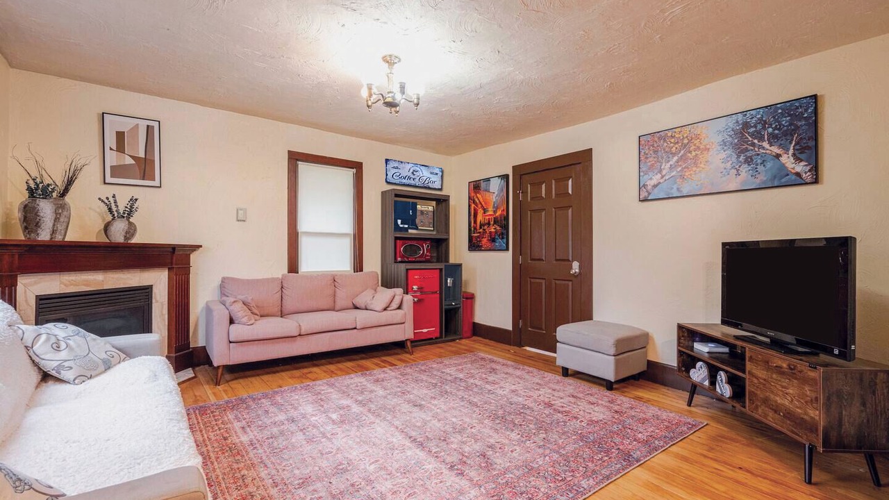 Photo of Livingroom in West End