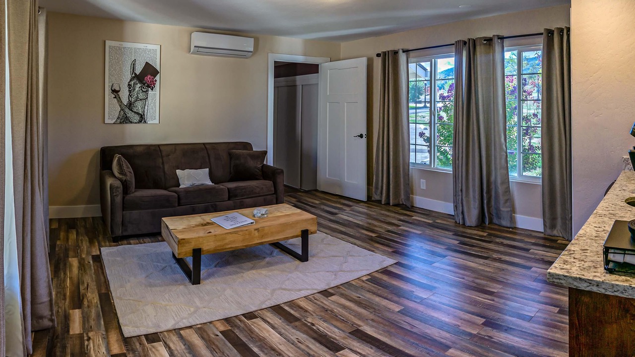 Photo of Livingroom in Medford