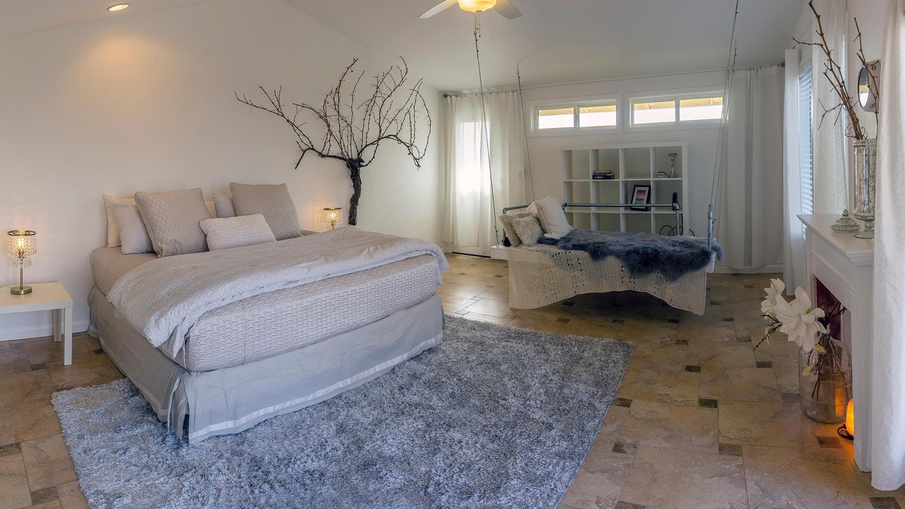 Photo of Bedroom in Talent