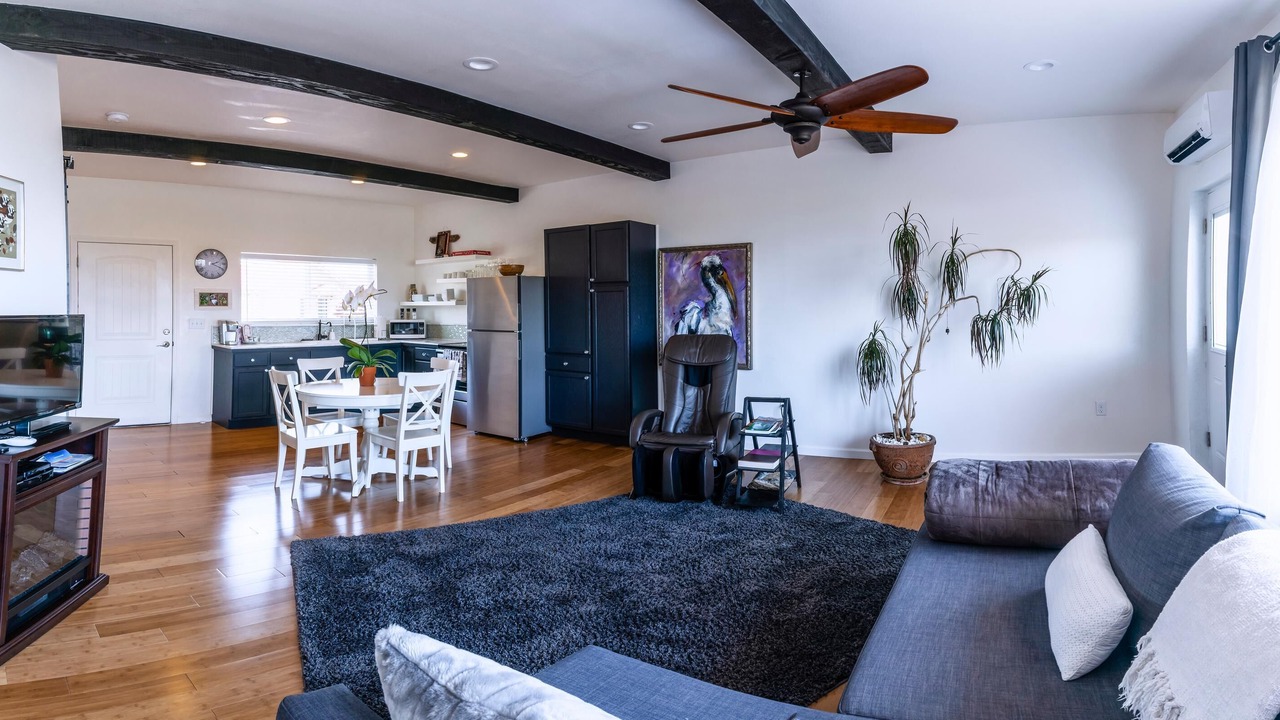 Photo of Livingroom in Talent
