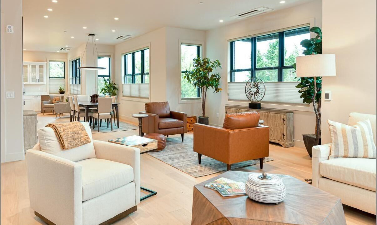 Photo of Livingroom in Historic Downtown District