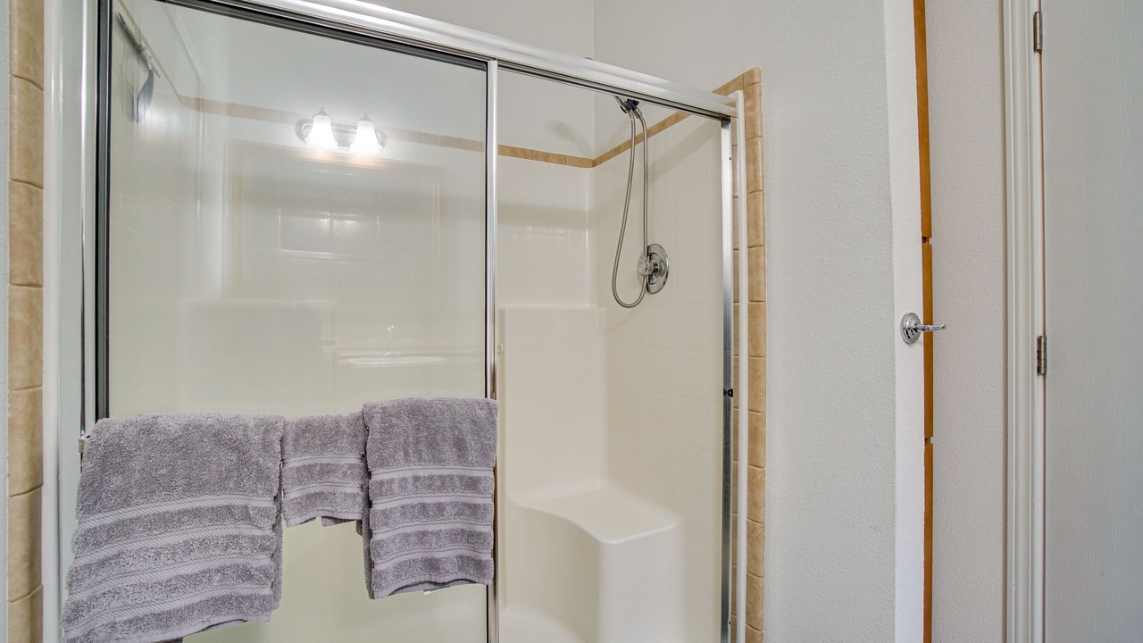 Photo of Bathroom in Cascade