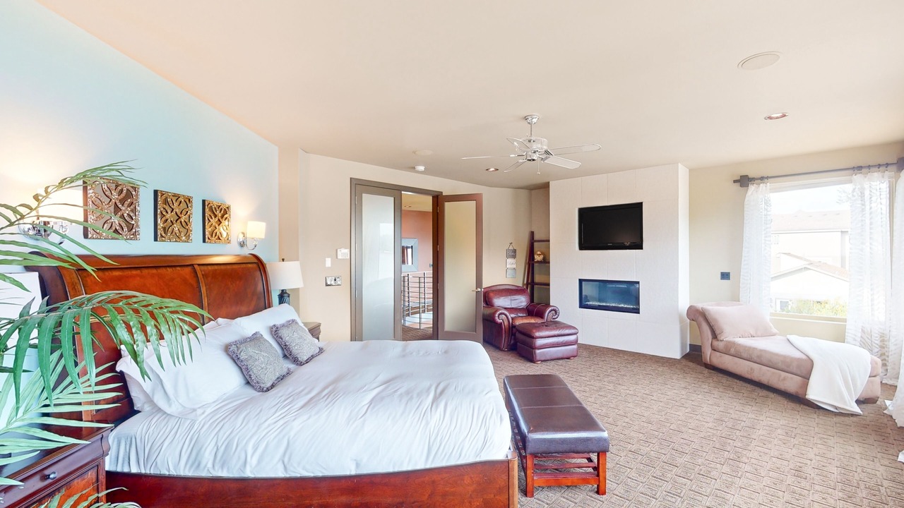 Photo of Bedroom in Fox Island