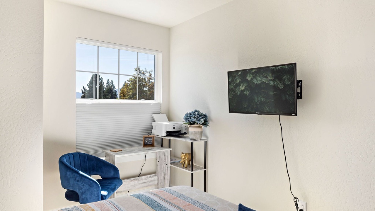 Photo of Bedroom in Grants Pass