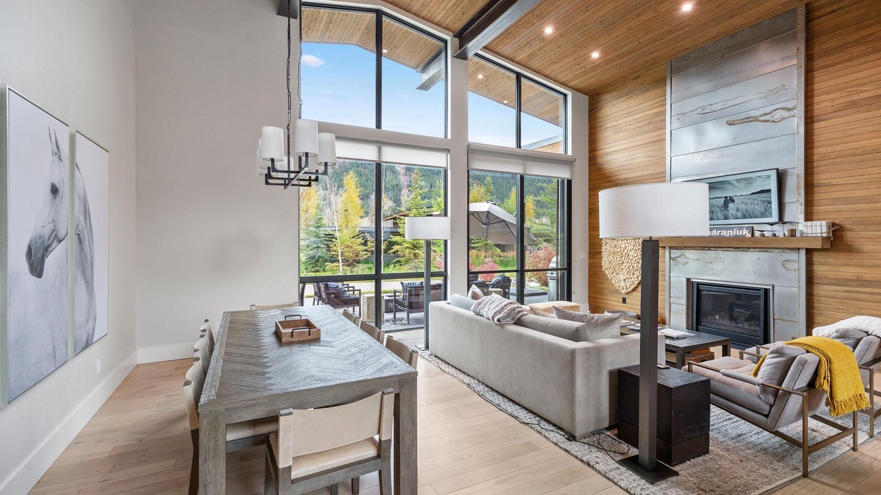 Photo of Livingroom in Hoback Junction