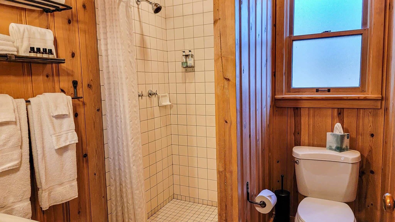 Photo of Bathroom in Mazama