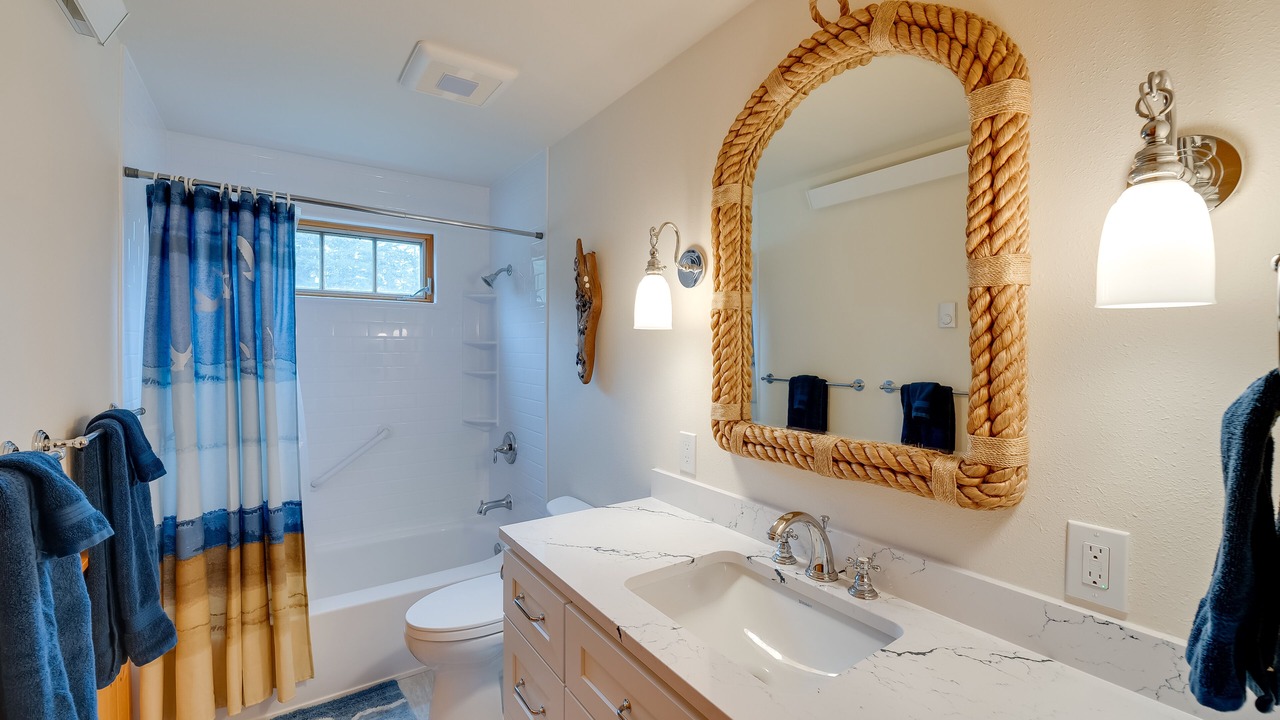 Photo of Bathroom in Freeland
