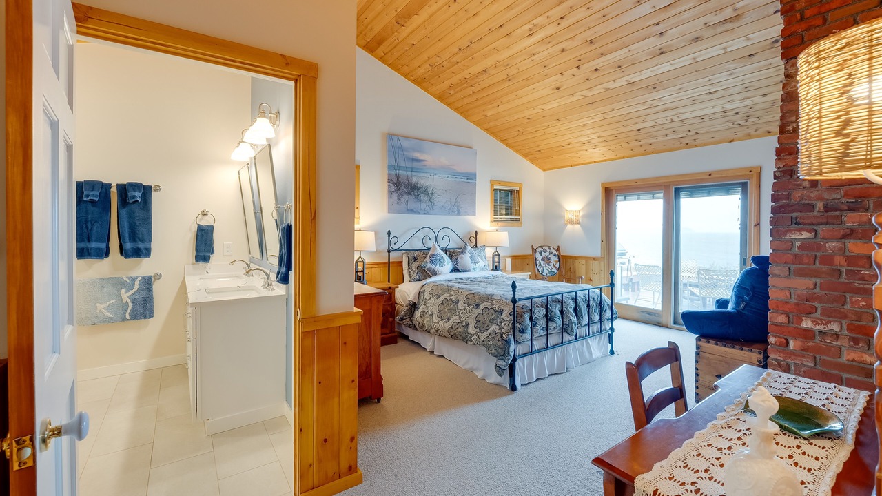 Photo of Bedroom in Freeland
