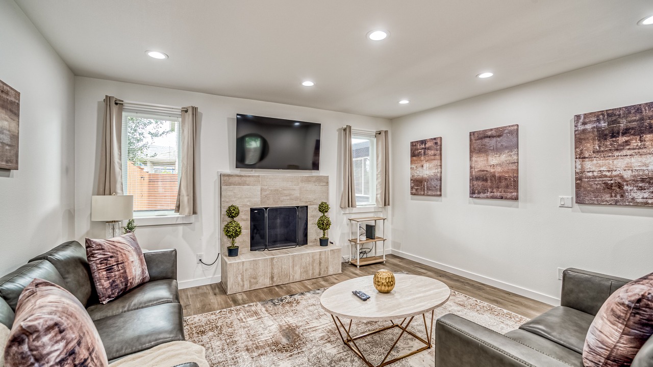 Photo of Livingroom in Eastside