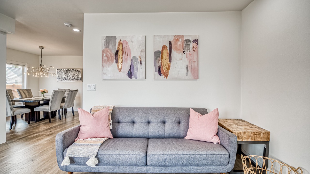 Photo of Livingroom in Eastside
