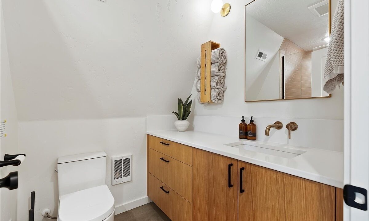 Photo of Bathroom in Garden Valley