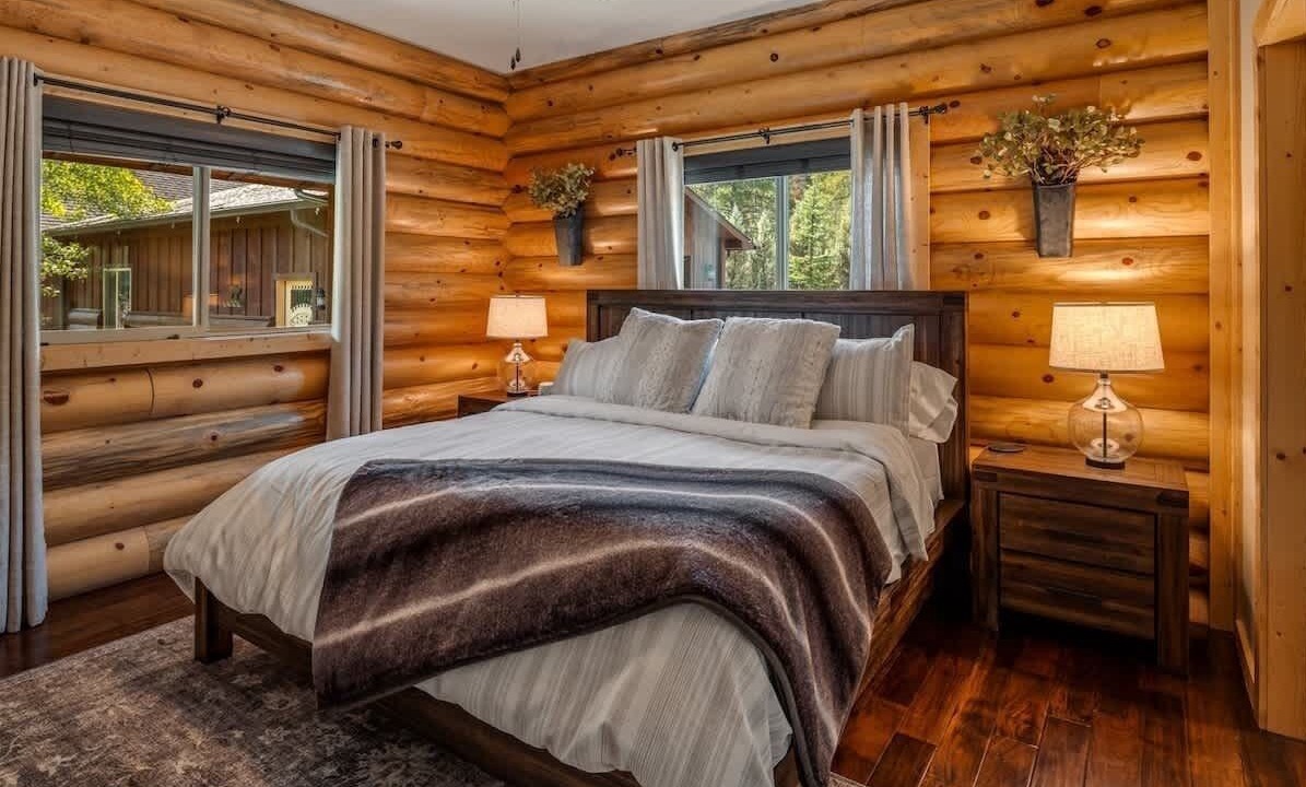 Photo of Bedroom in Sagle