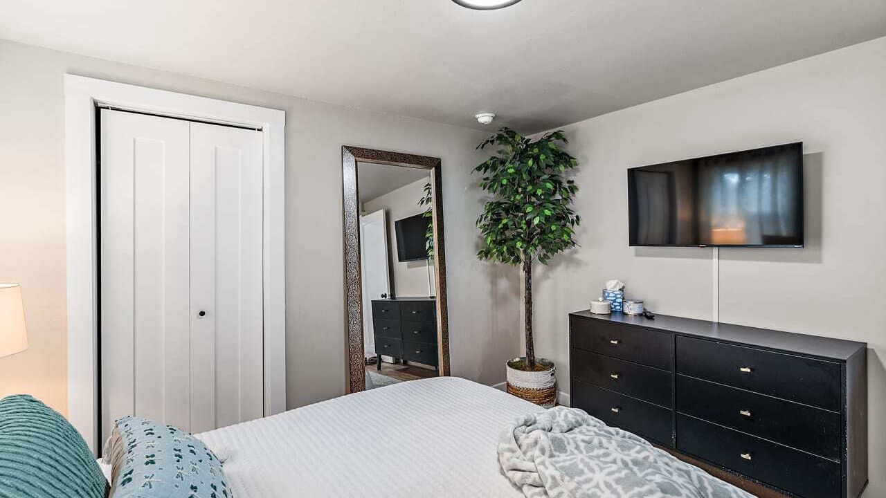 Photo of Bedroom in North End