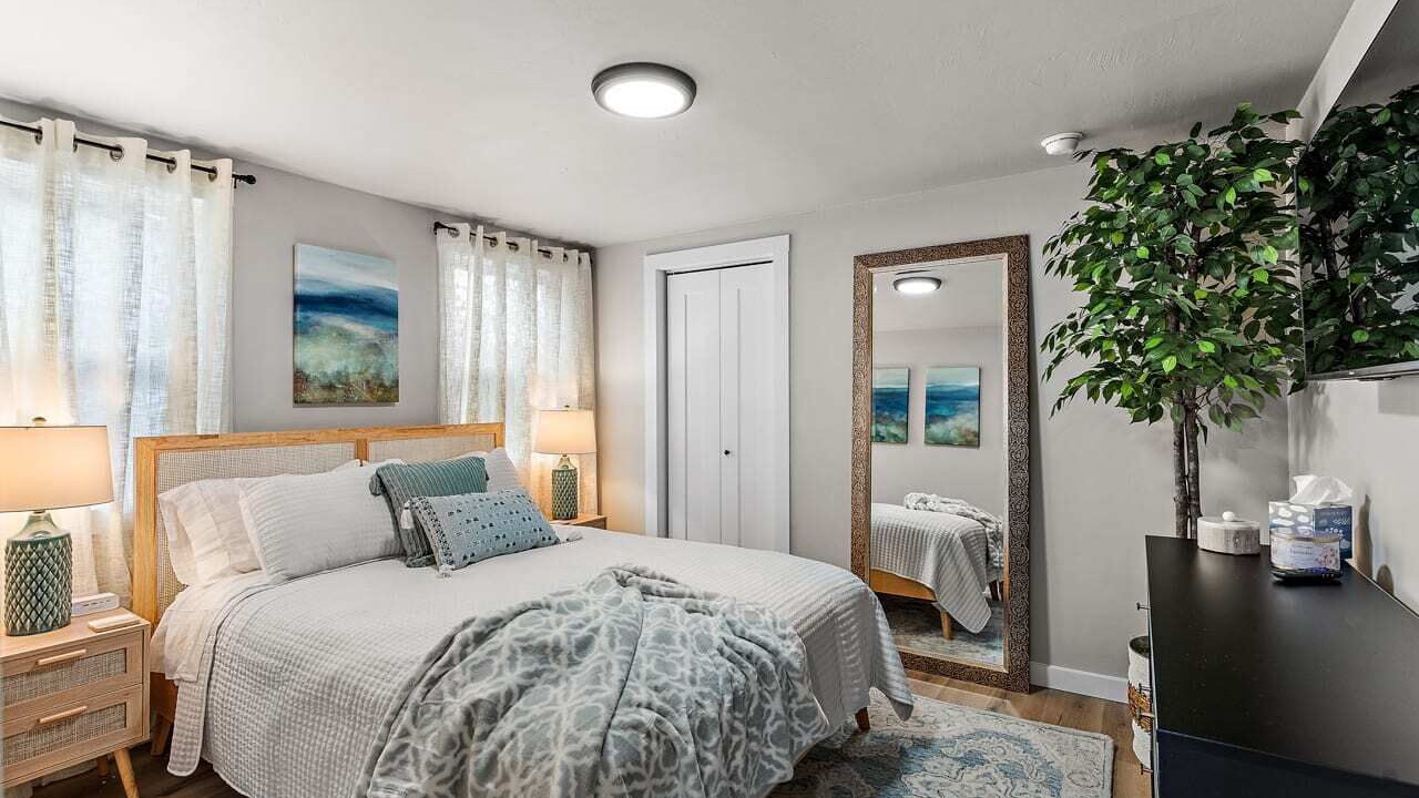 Photo of Bedroom in North End