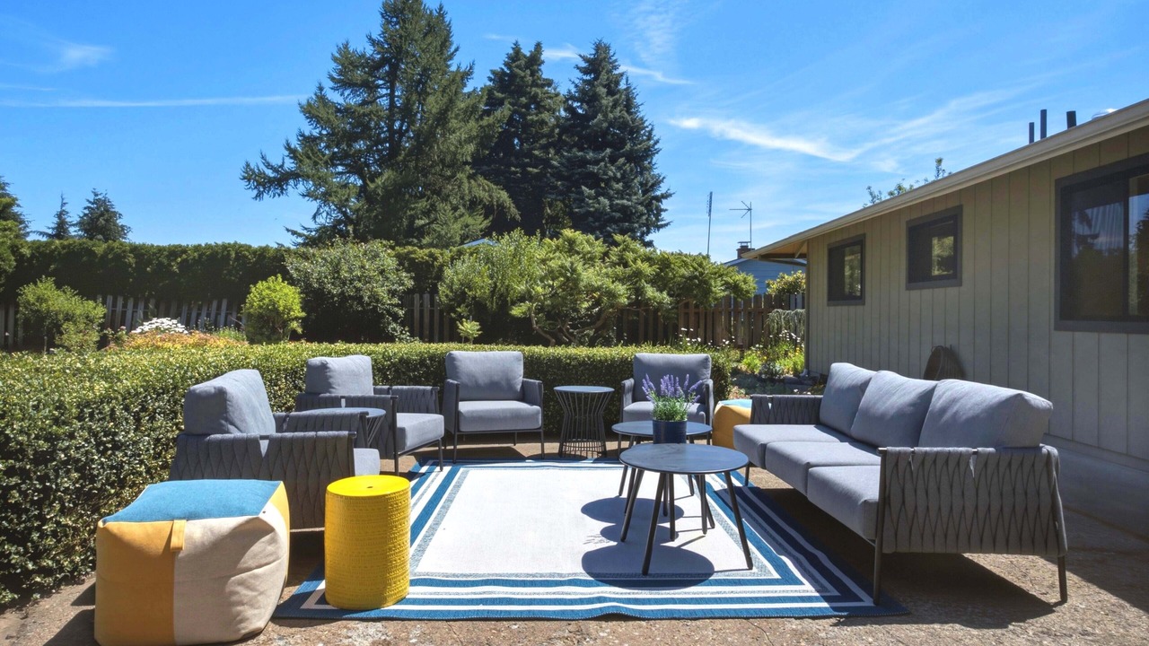 Photo of Patio Balcony in Hood River