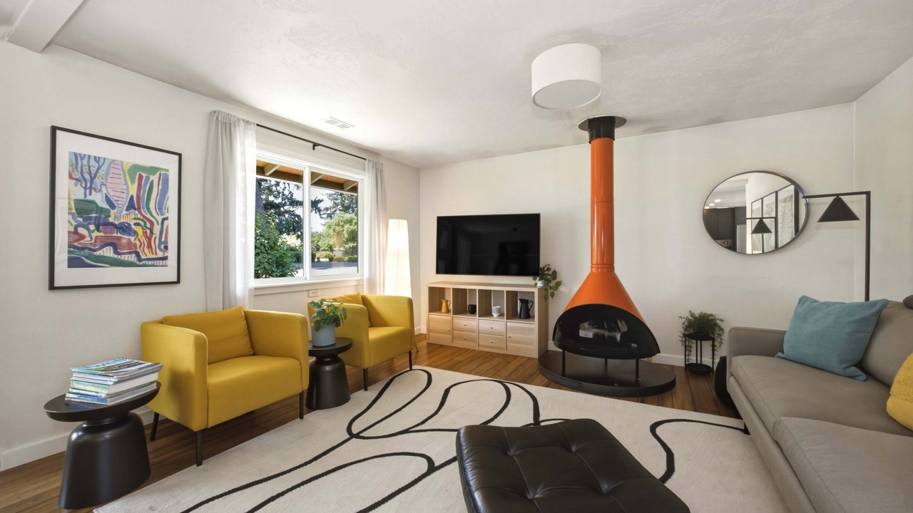 Photo of Livingroom in Hood River