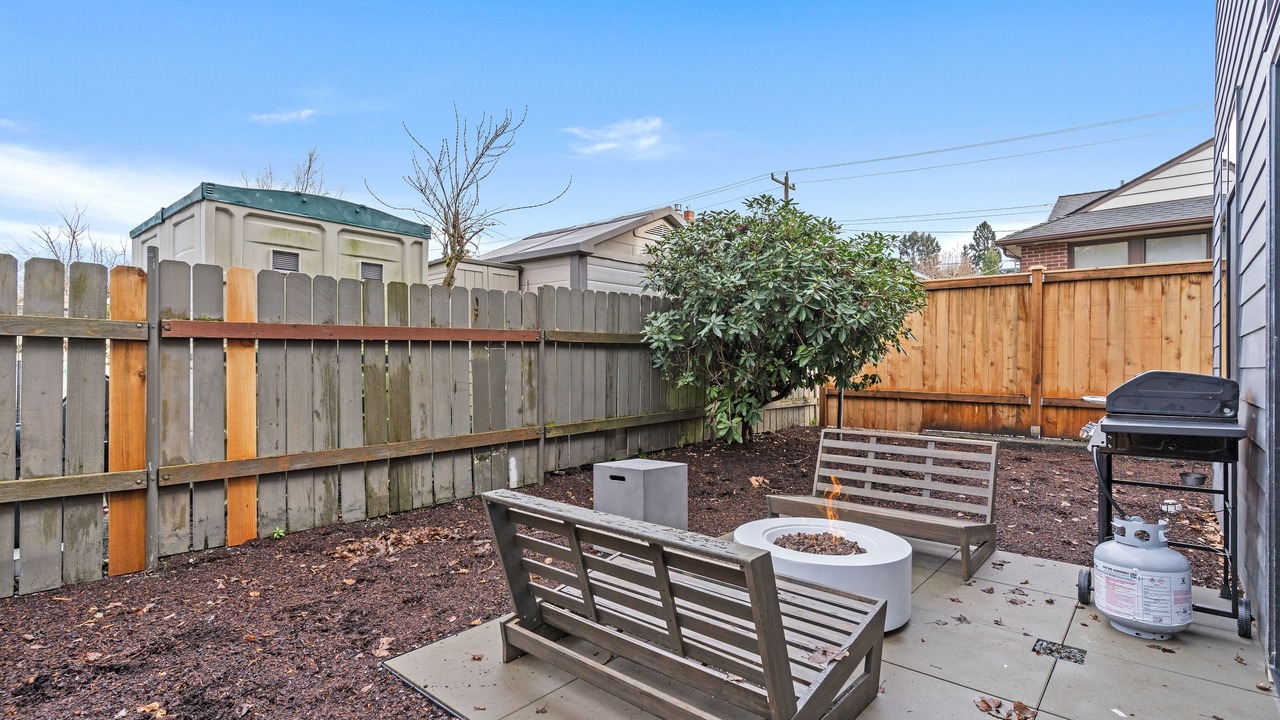Photo of Patio Balcony in Southeast Magnolia