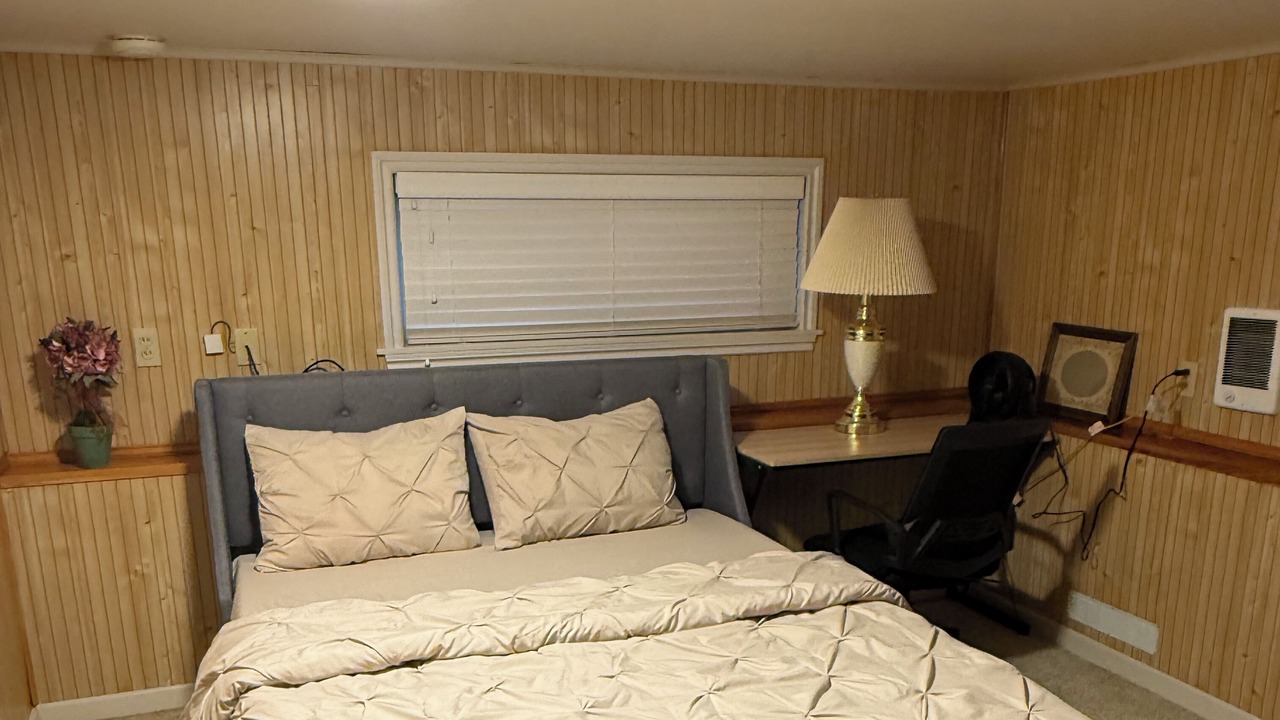 Photo of Bedroom in Riverview