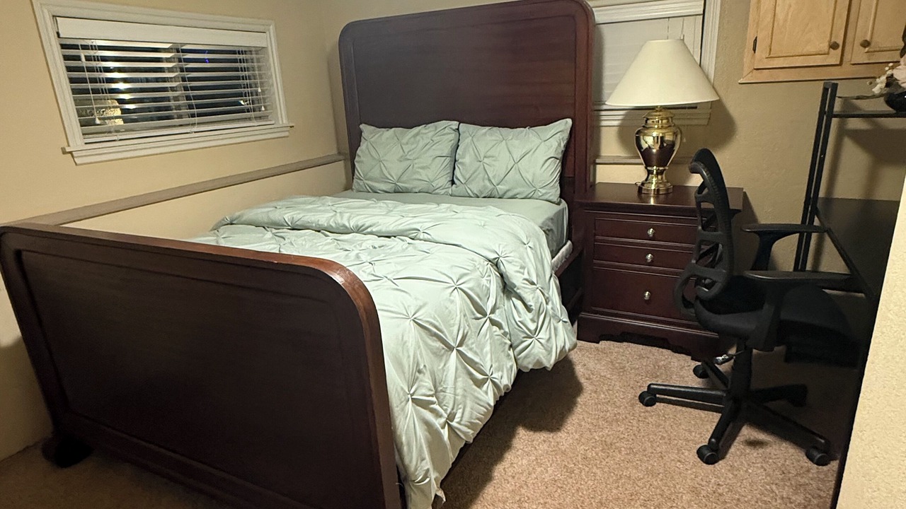 Photo of Bedroom in Riverview