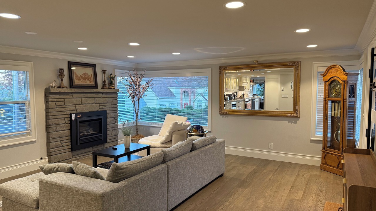 Photo of Livingroom in Riverview