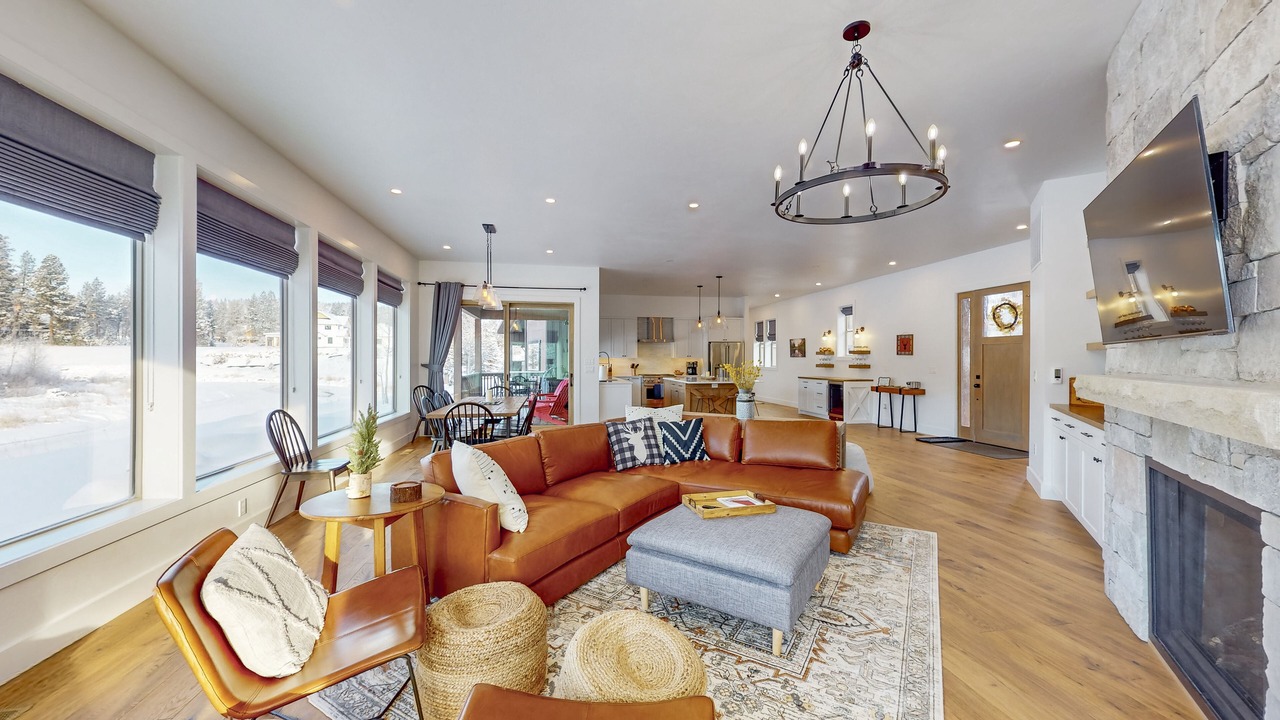 Photo of Livingroom in McCall