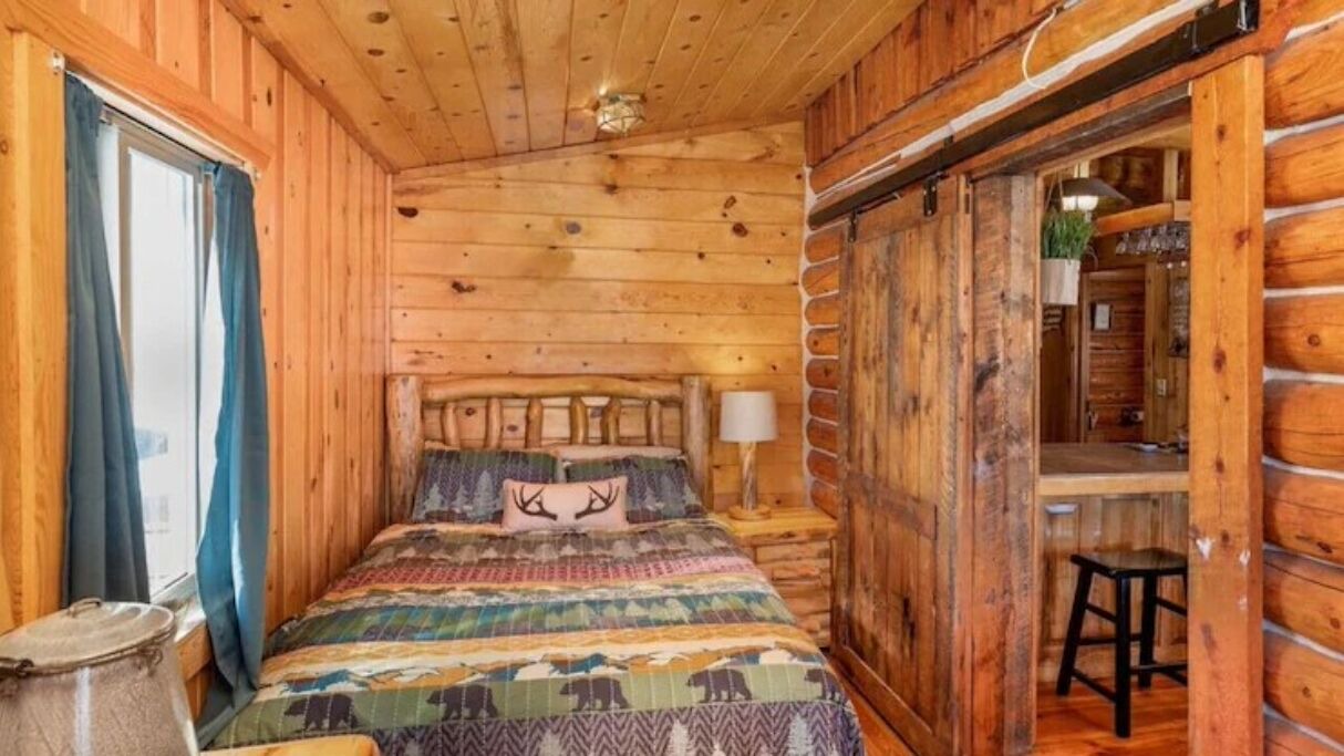 Photo of Bedroom in Livingston
