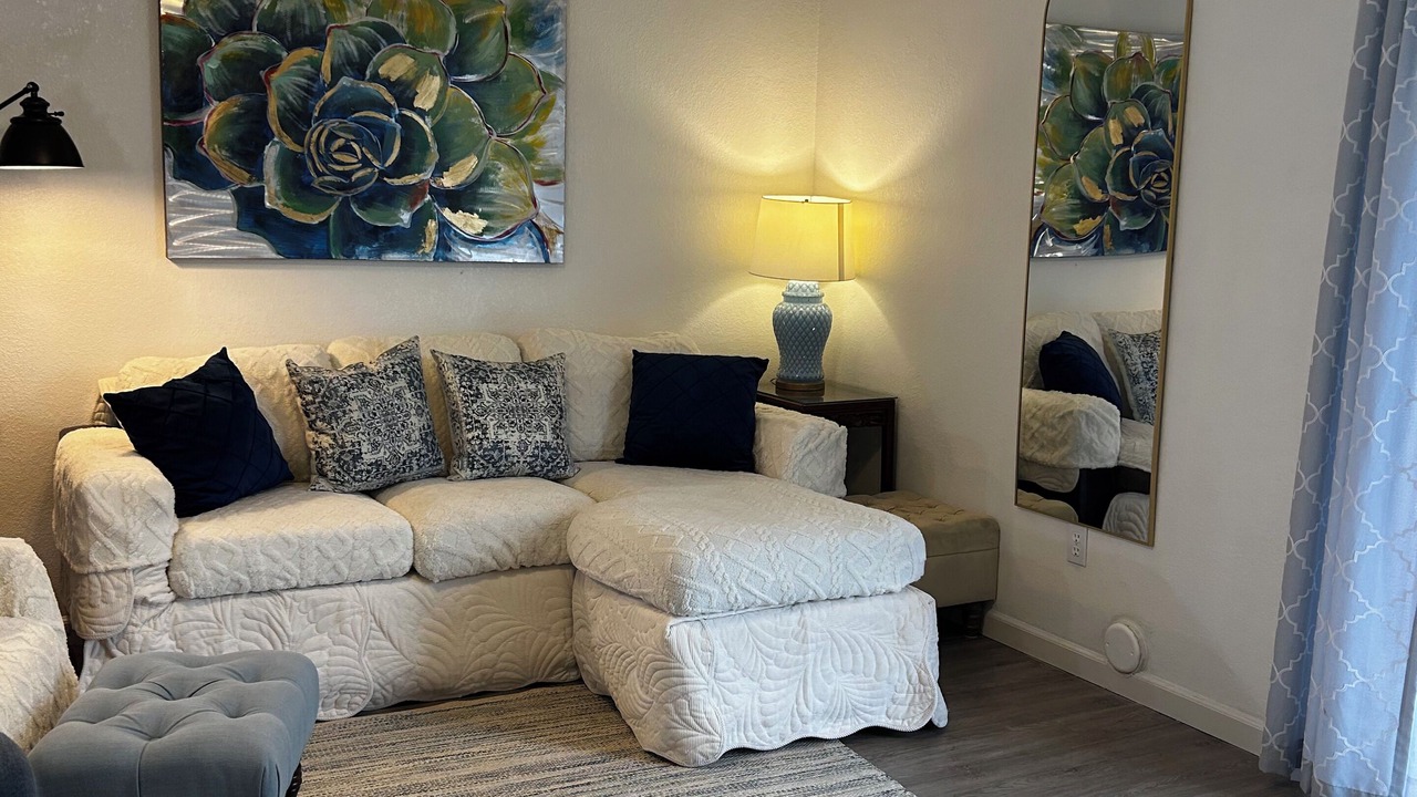 Photo of Livingroom in Medford