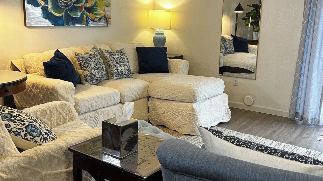 Photo of Livingroom in Medford