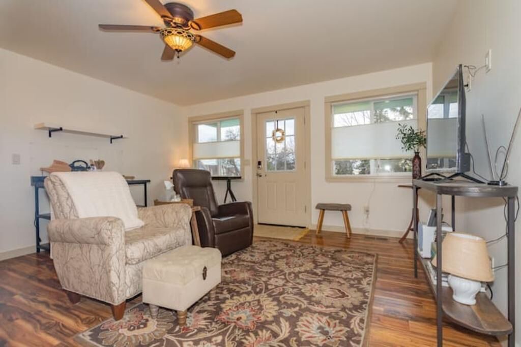 Photo of Livingroom in Ashland
