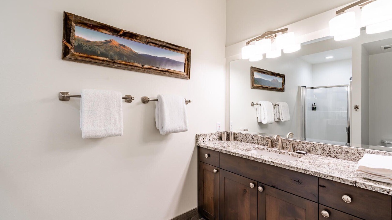 Photo of Bathroom in Saddle Ridge