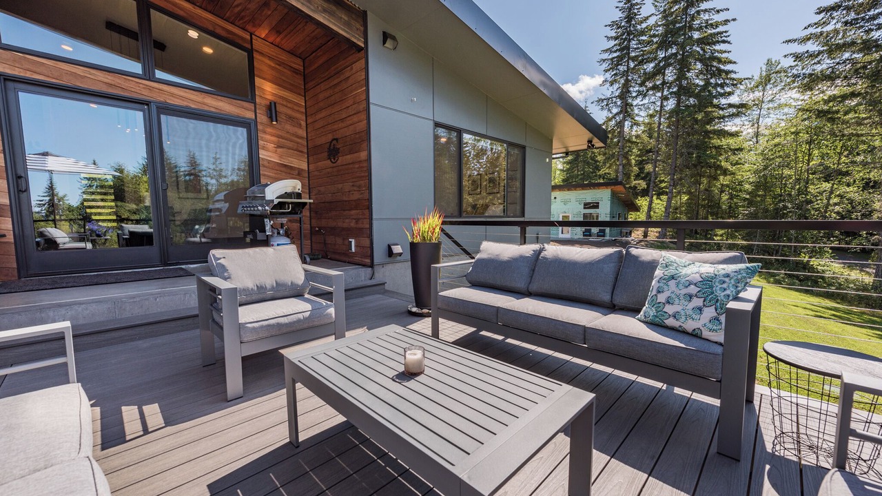 Photo of Patio Balcony in Port Angeles