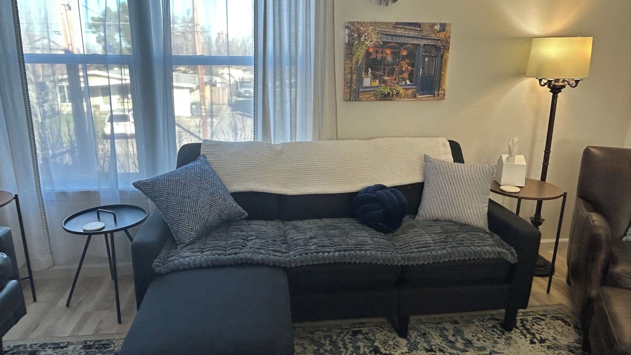 Photo of Livingroom in Central Point