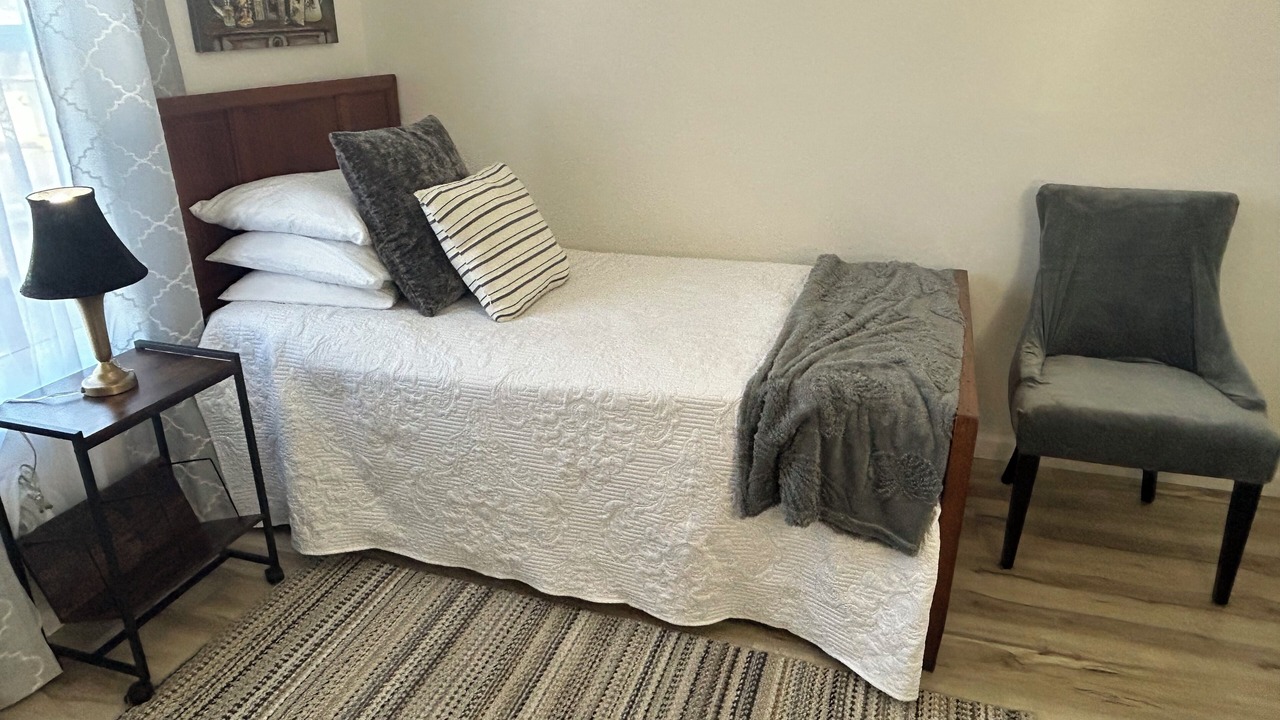 Photo of Bedroom in Central Point