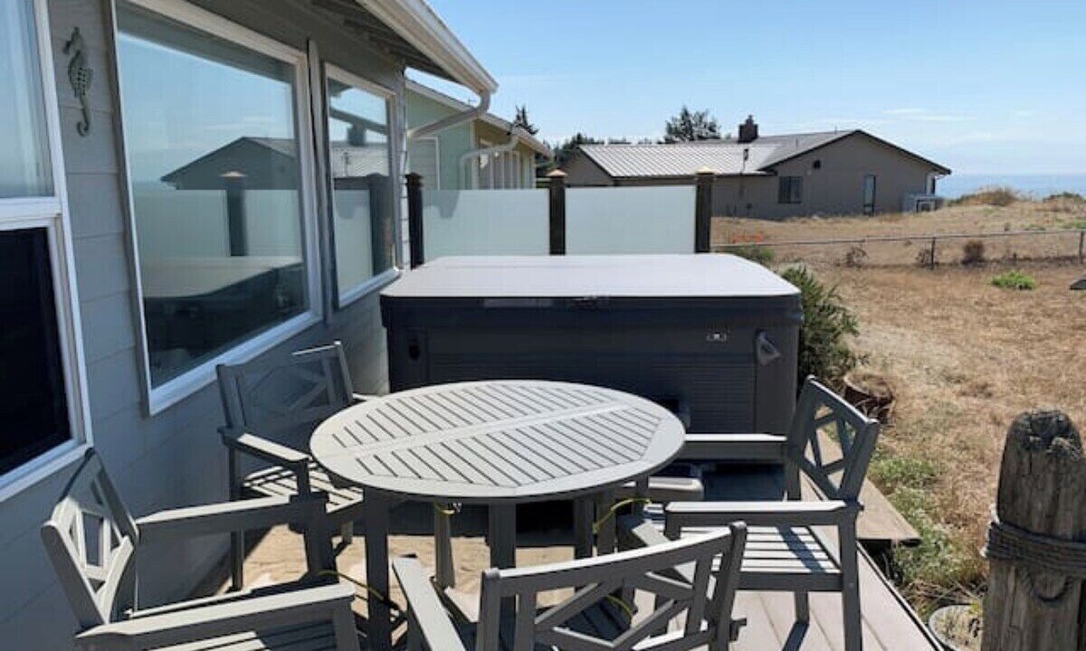 Photo of Outdoor in Oak Harbor