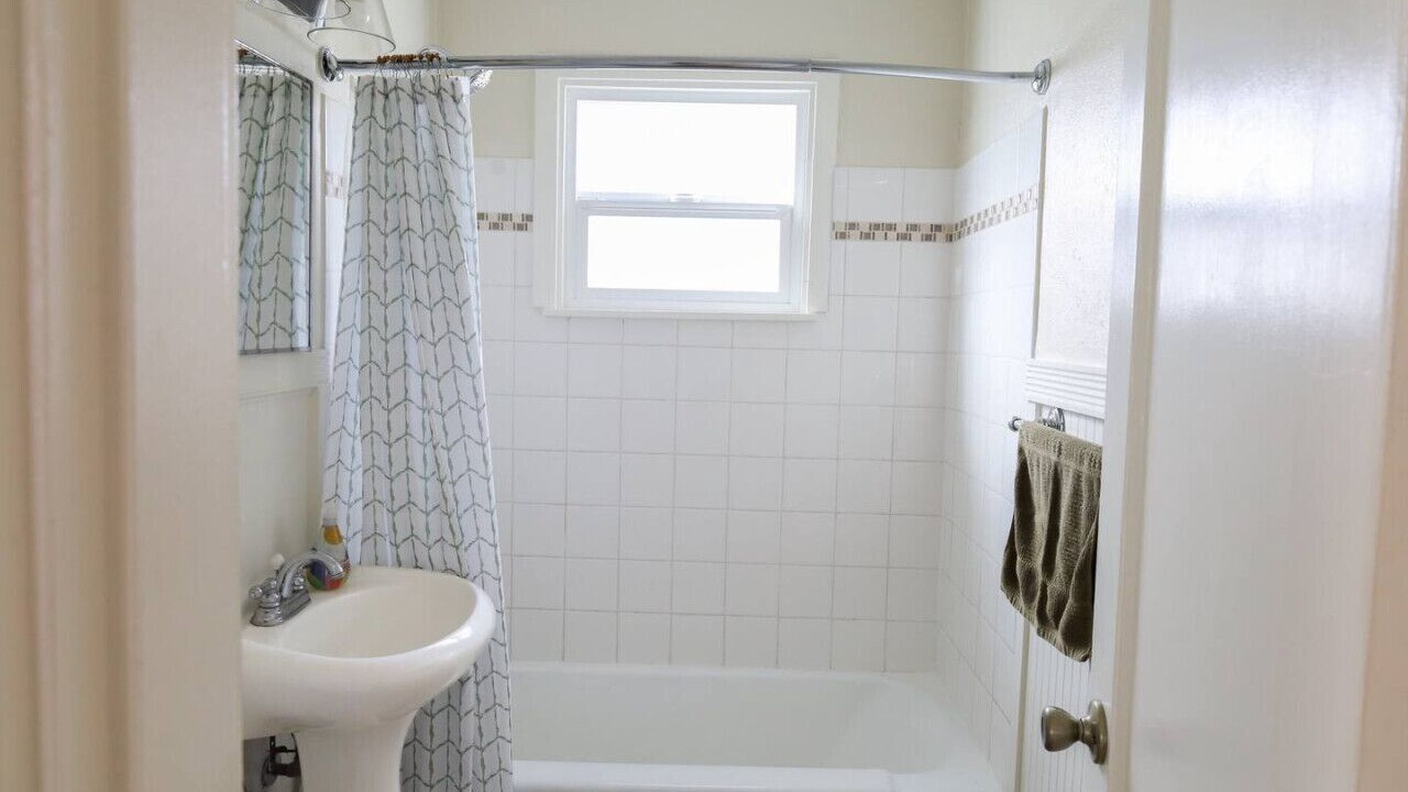 Photo of Bathroom in Downtown Klamath Falls