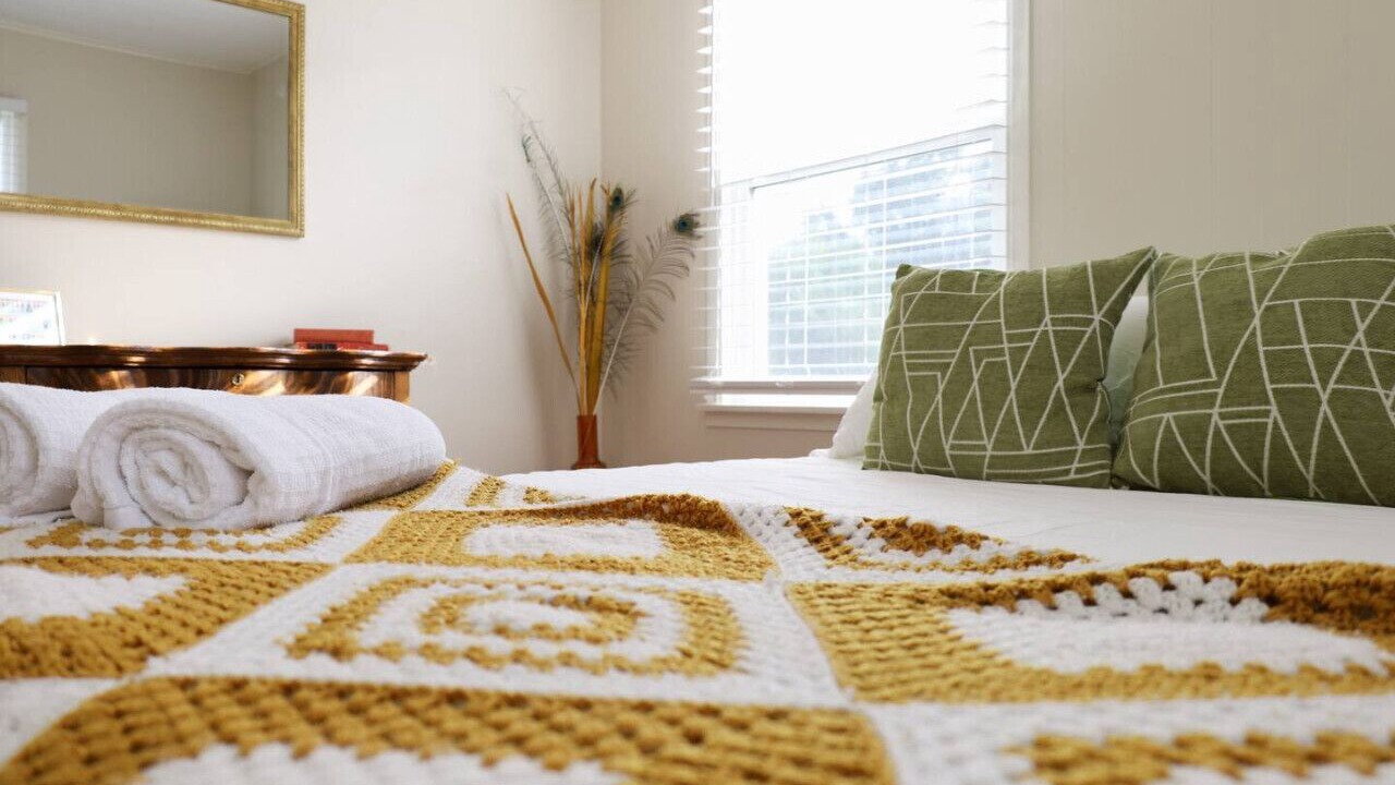 Photo of Bedroom in Downtown Klamath Falls