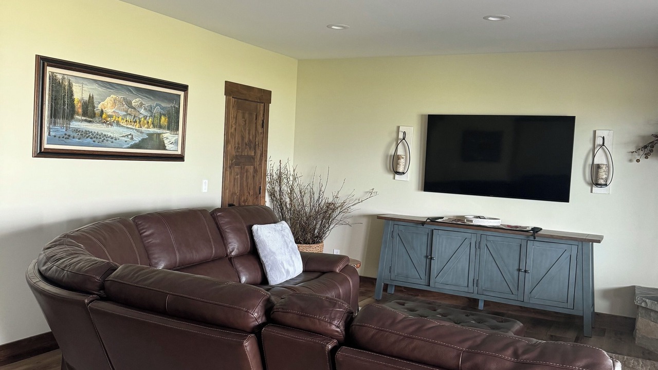Photo of Livingroom in Island Park