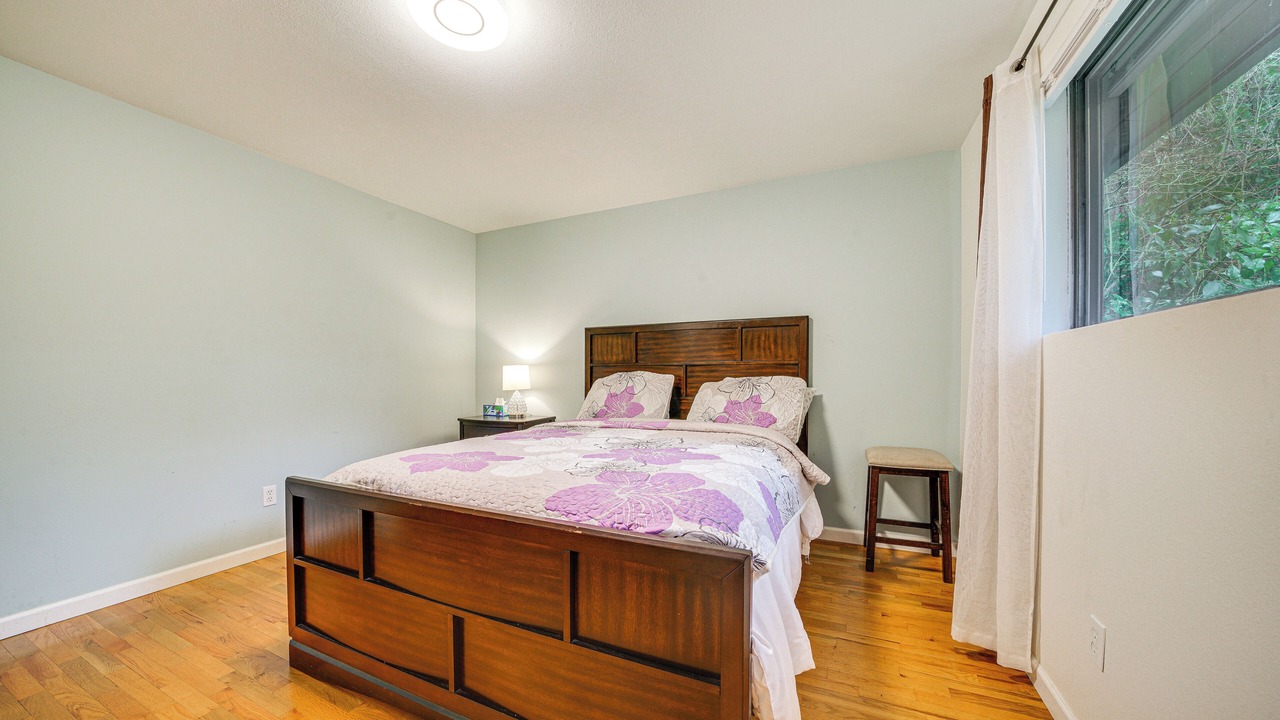 Photo of Bedroom in SeaTac