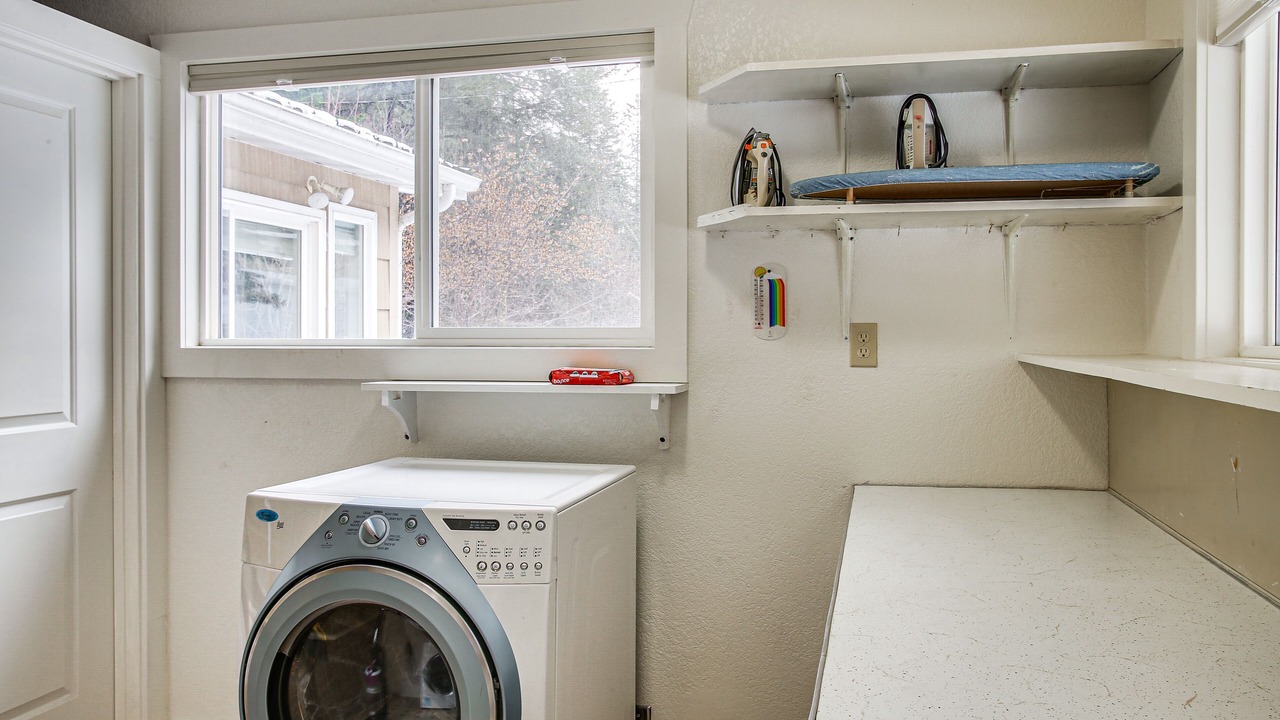 Photo of Bedroom in Shoshone County