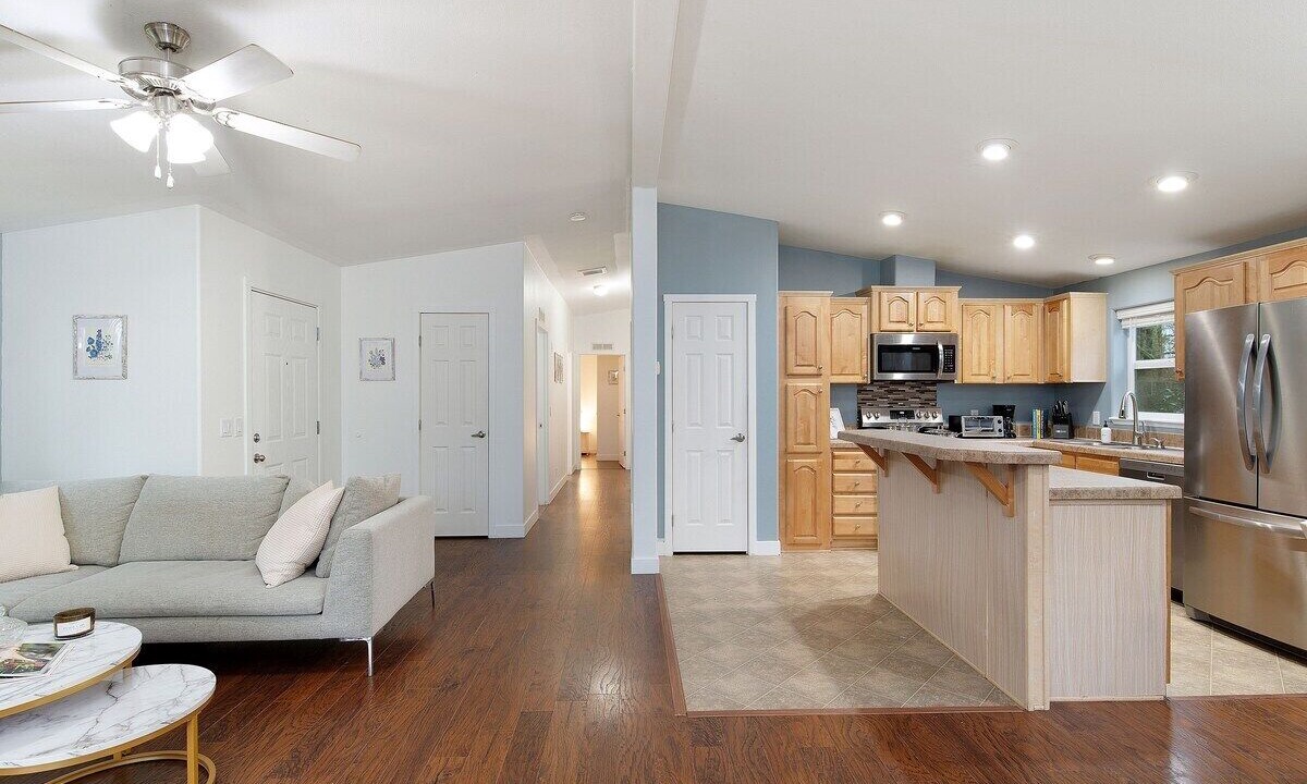 Photo of Livingroom in Lakebay