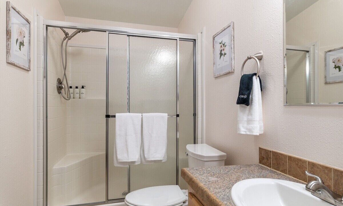 Photo of Bathroom in Lakebay