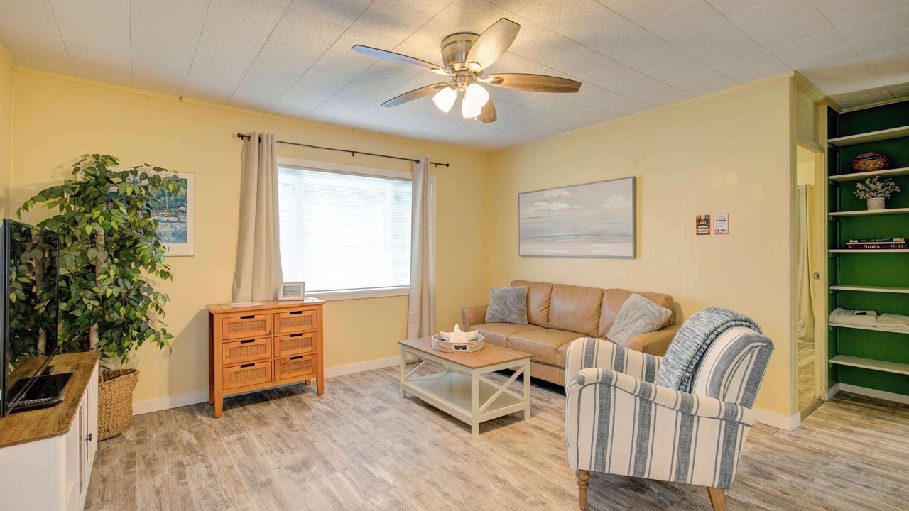 Photo of Livingroom in Grayland