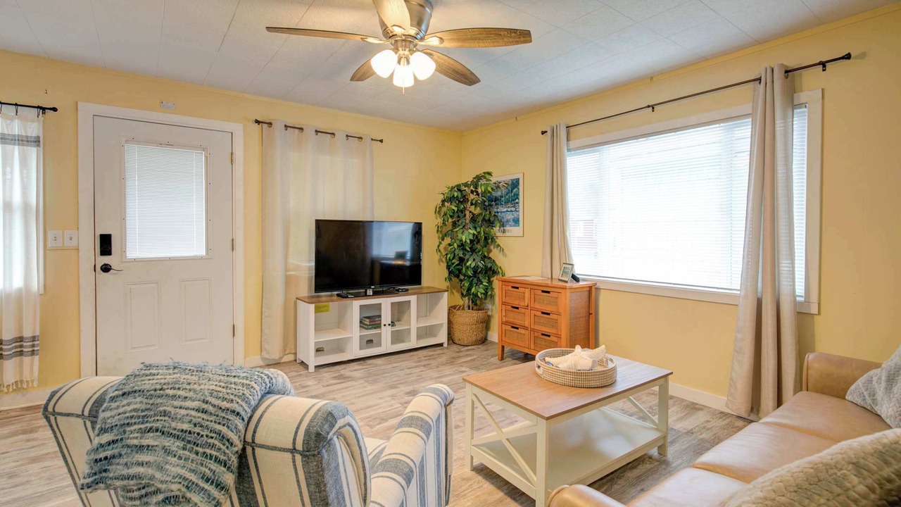 Photo of Livingroom in Grayland