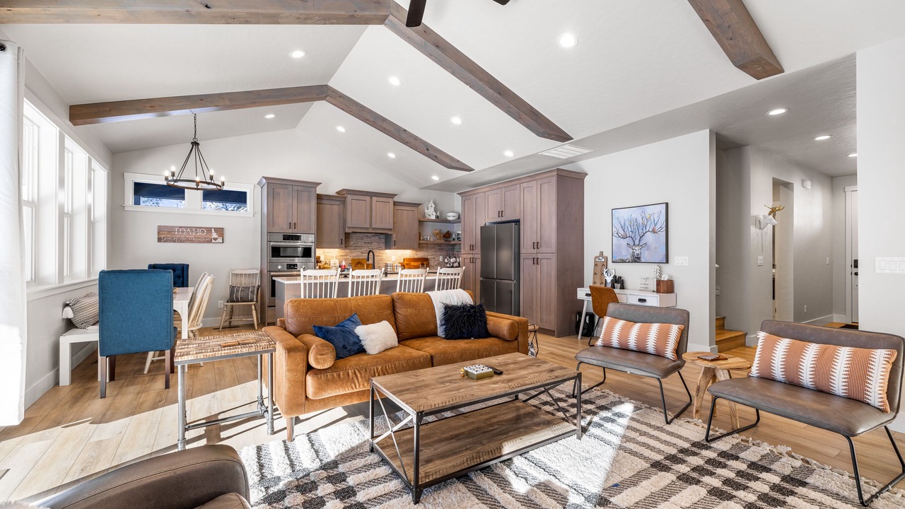 Photo of Livingroom in Cascade