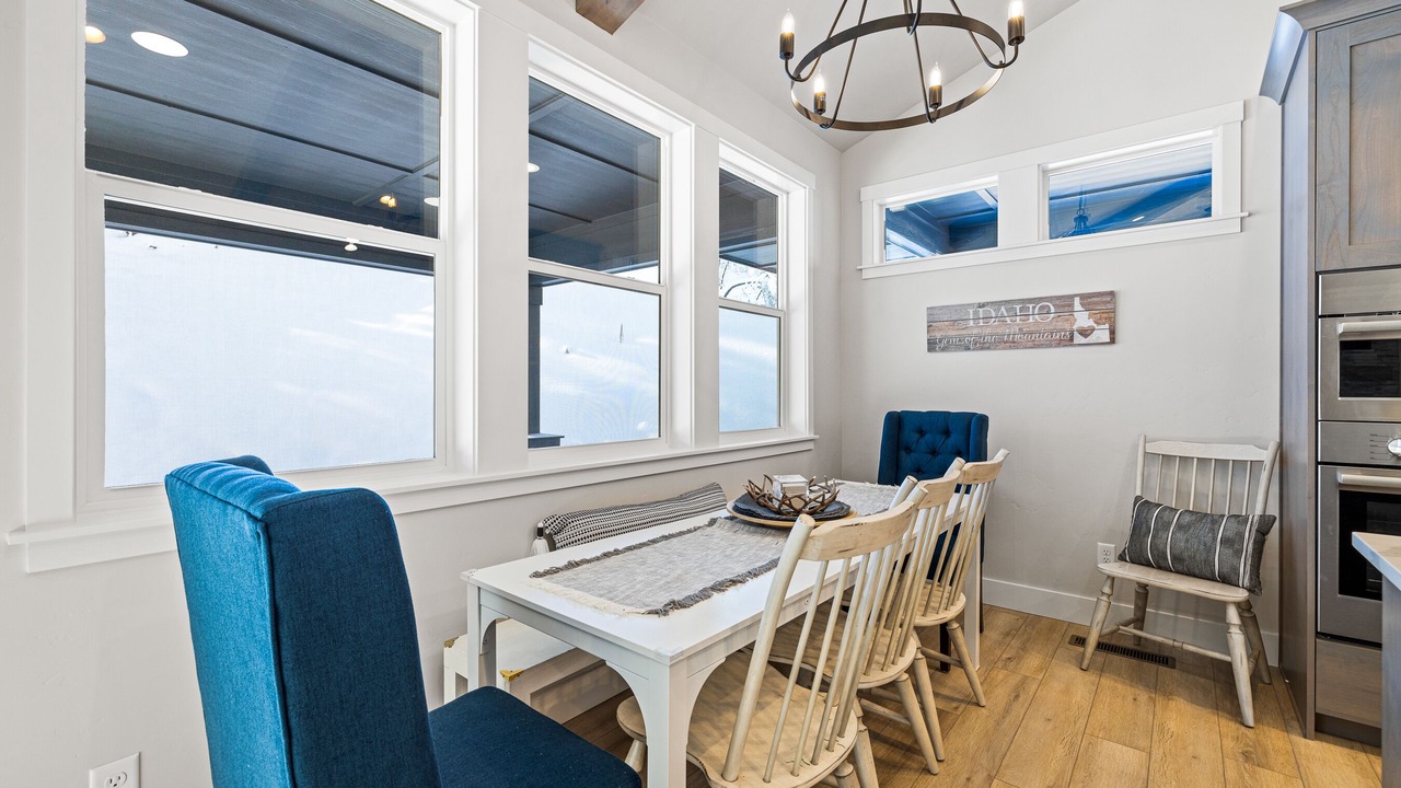 Photo of Livingroom in Cascade